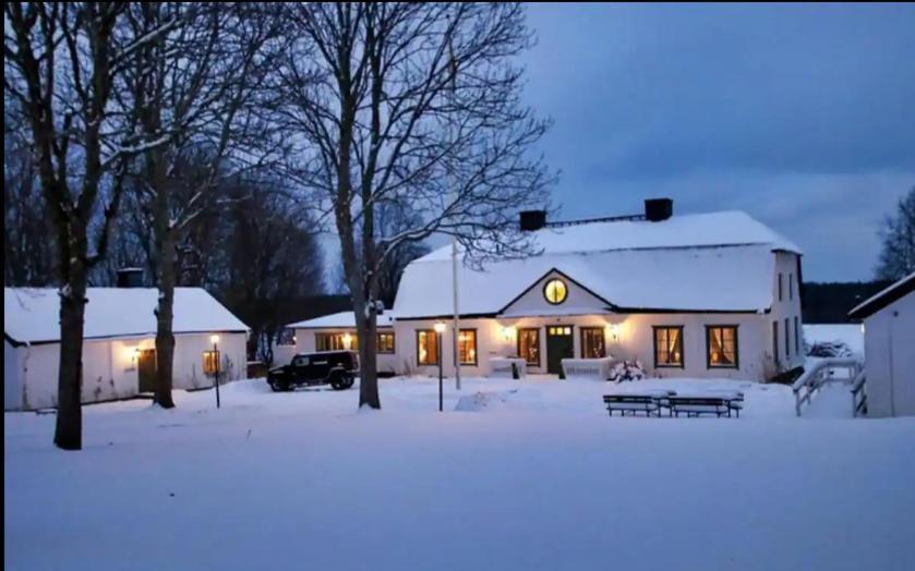 Bergby Herrgard Grisslehamn Bagian luar foto
